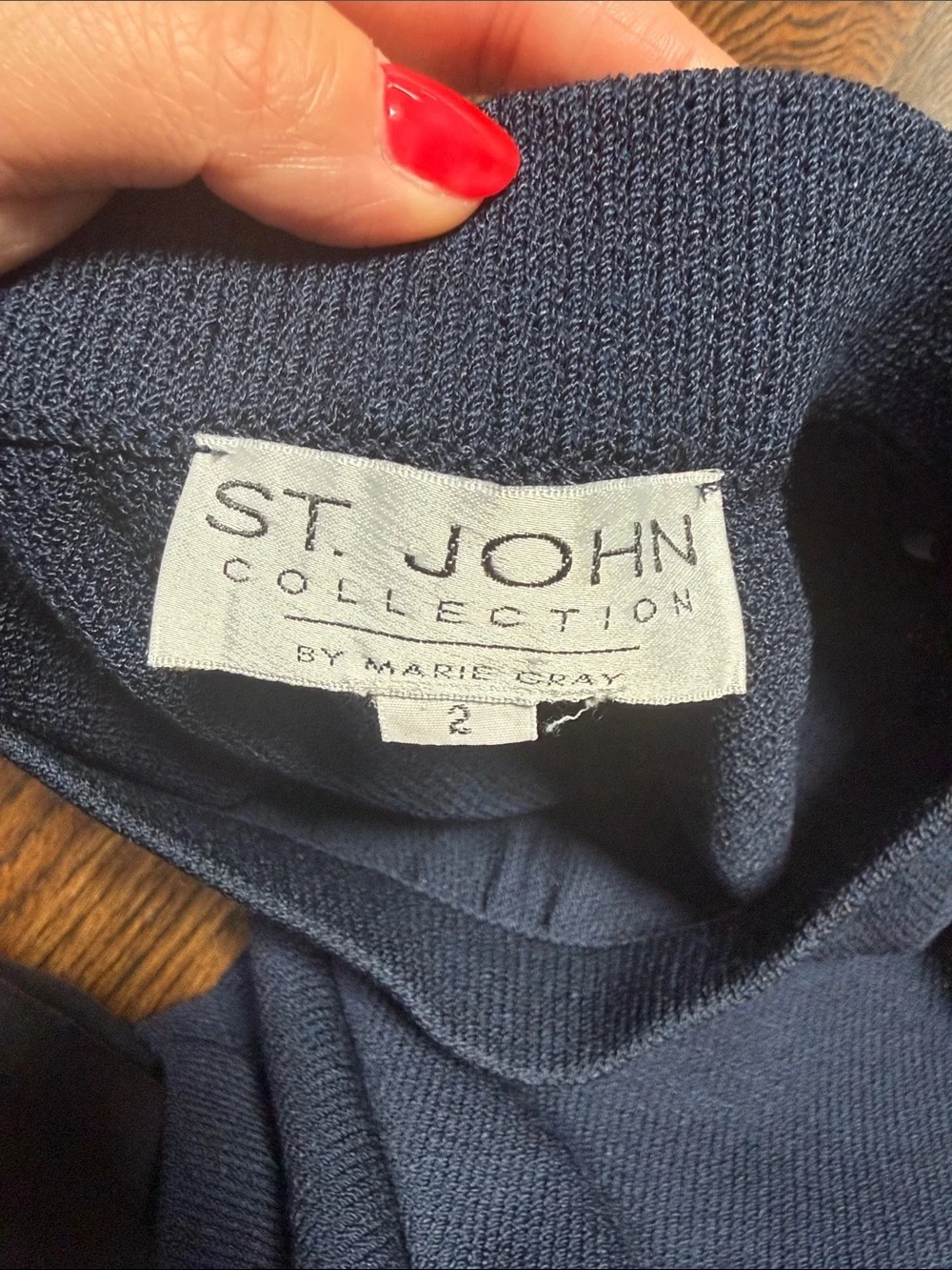 St. John Basics By Marie Gray Santana Knit Skirt Navy Blue Size 2 - Picture 2 of 3